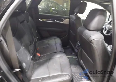 2022 Cadillac Xt5 Awd Premium Luxury z USA, uszkodzony, nr VIN 1GYKNDRS8NZ163725